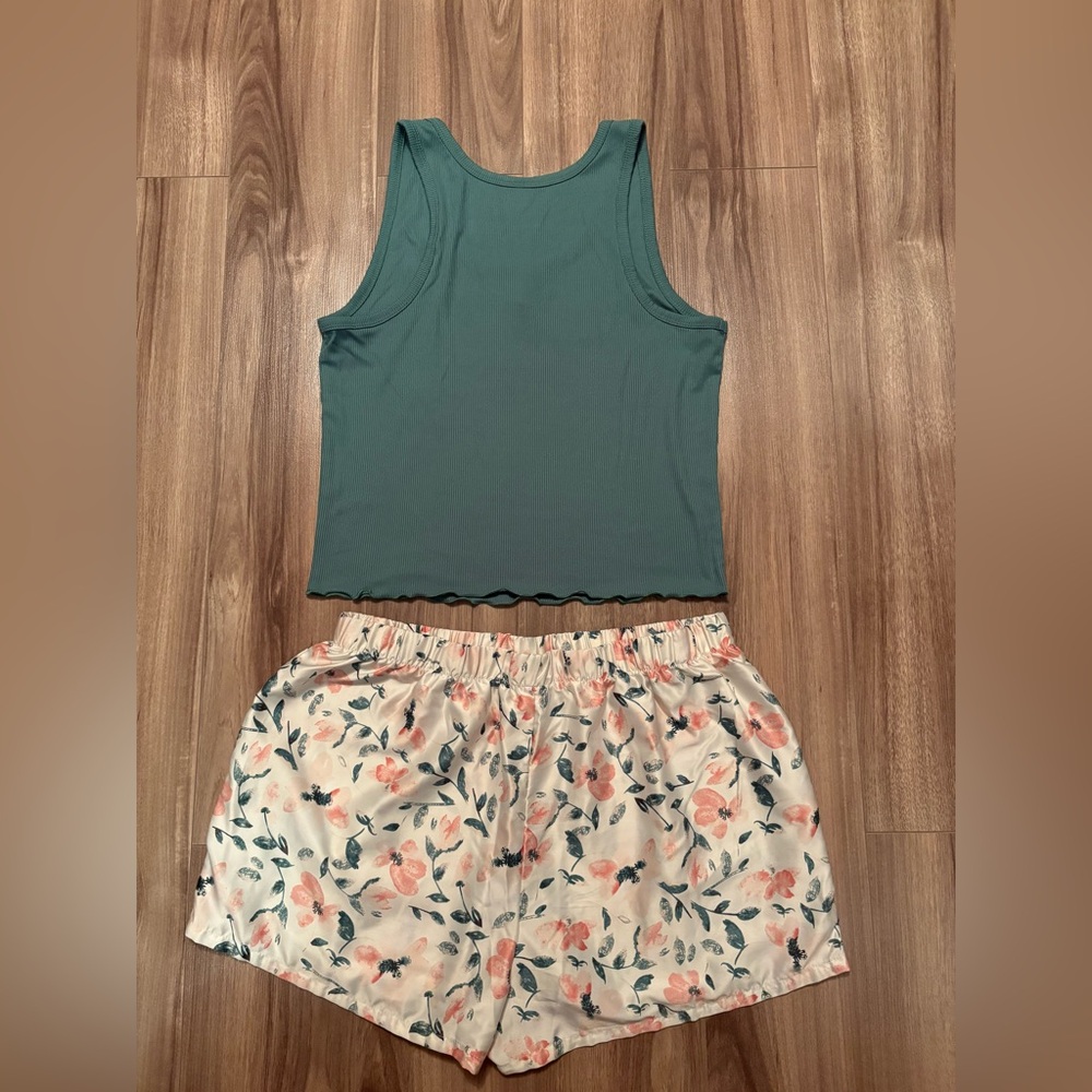 George Ribbed Teal Top - Picture 2 of 3